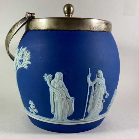 Antique Wedgwood Blue Jasperware Biscuit Barrel with silver lid - Picture 6 of 11